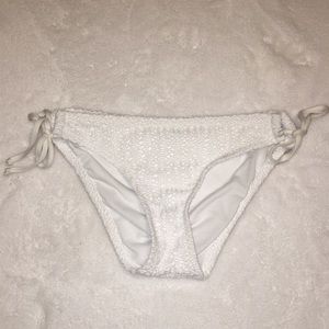 White Lace Bikini Bottoms (Size Small)
